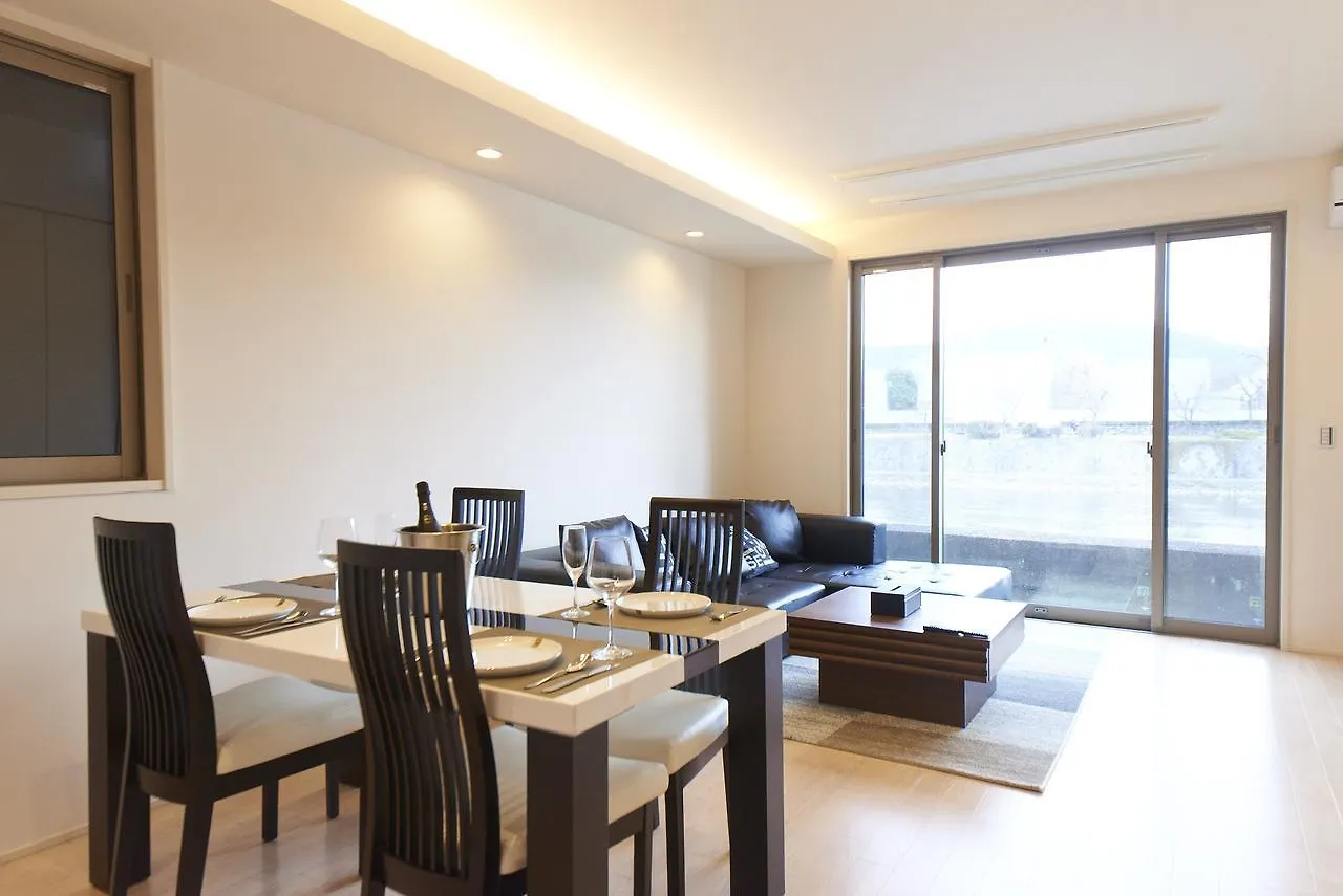 Villa Kyoto River Side Modern House